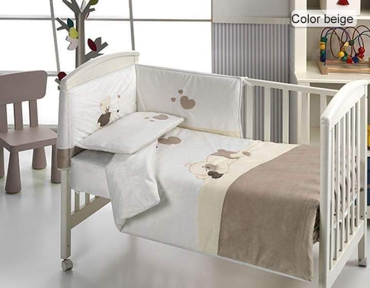 Parure de lit bébé beige motif cœurs 70x140 cm